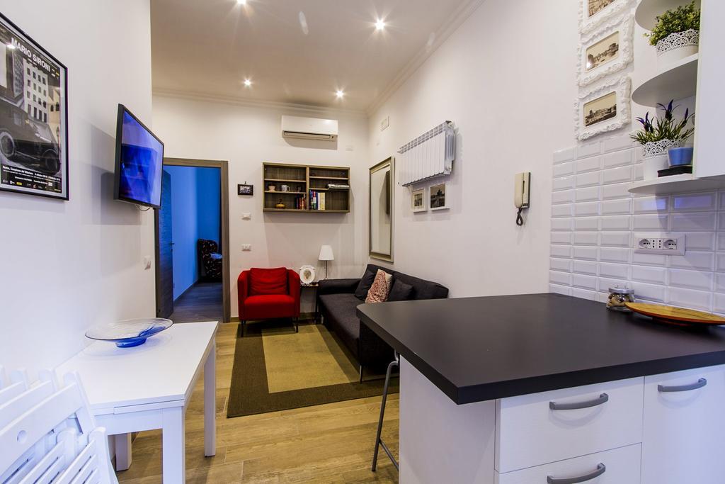Colossehome - Dream House Around The Corner From Colosseum Oda fotoğraf